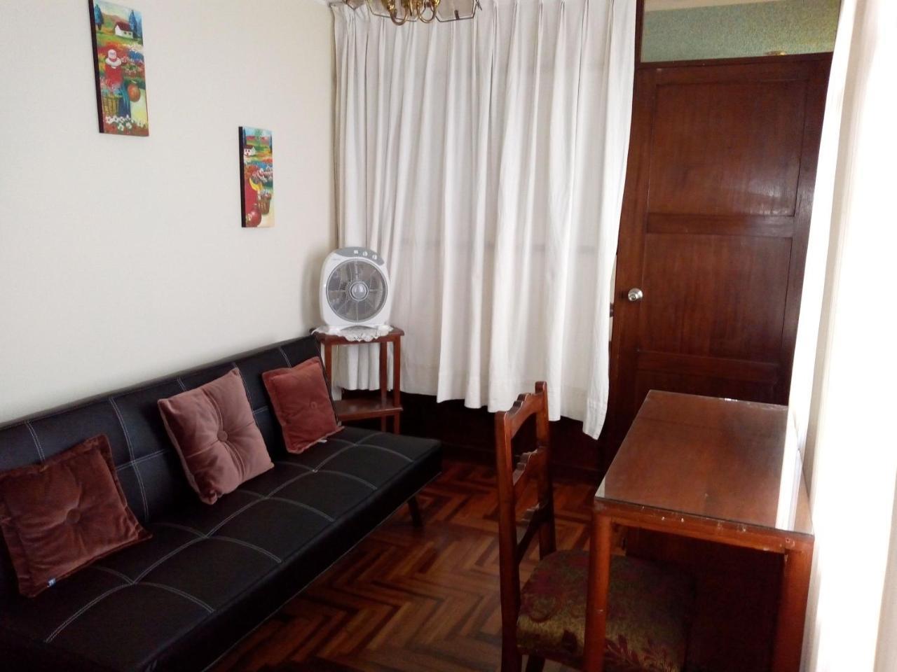 Nydia'S Trujillo City Hostel 外观 照片